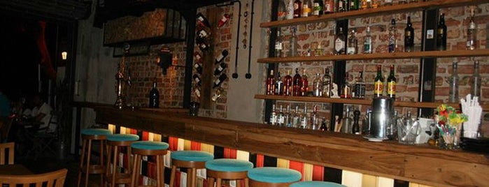 Pepe Pub is one of Bar-Club-Beach Club.