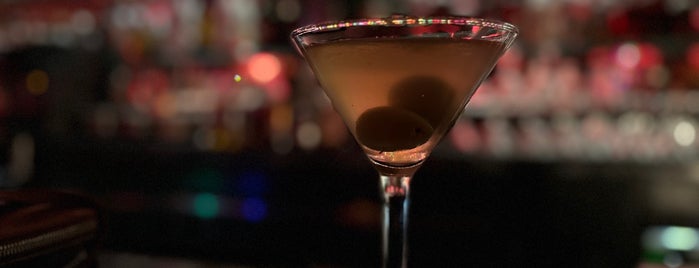 Durant's is one of PHX Martinis in The Valley.