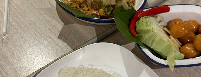 แซ่บ คลาสสิก is one of Thailand - BKK BEEN Restaurant.