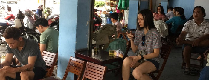 Cafe Phố is one of Quán ăn ngon tại Đà Nẵng.