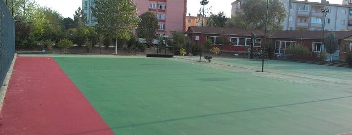 Akademi Spor Kulubu-Tenis Kortlari is one of yazgo.