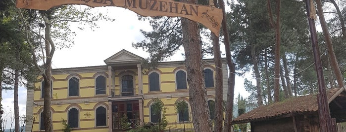 Kışla Müze Han Butik Otel is one of BALIKESİR.