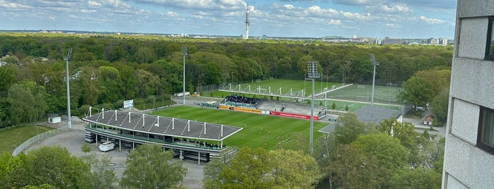 Eilenriedestadion is one of Regionalliga Nord 2017/18.