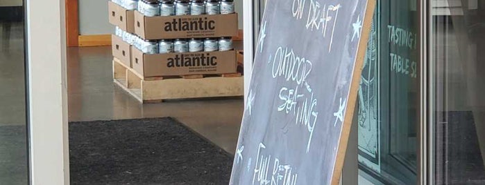 Atlantic Brewing Midtown is one of Tempat yang Disukai Michael.