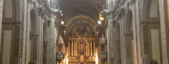 Catedral Metropolitana de Buenos Aires is one of culturales.