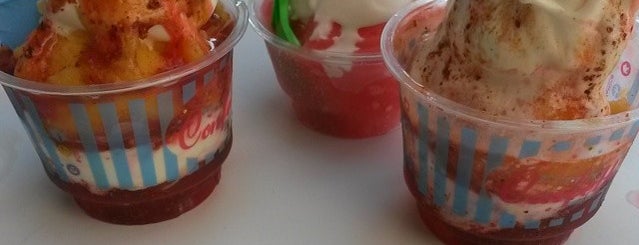 Confetti Italian Ice & Custard is one of Marisa 님이 좋아한 장소.