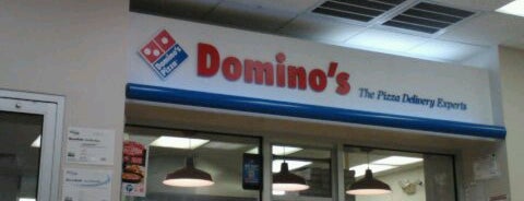 Domino's Pizza is one of Lugares favoritos de Chester.