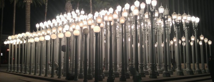 Los Angeles County Museum of Art (LACMA) is one of Writers' Cafes L.A..