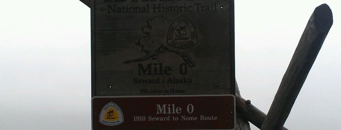 Iditarod Historic Trail is one of Tempat yang Disukai Luke.
