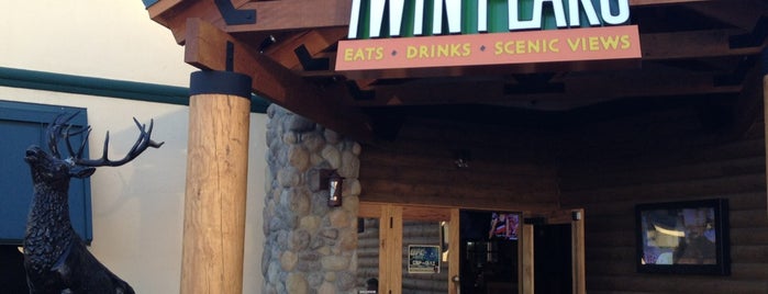 Twin Peaks is one of สถานที่ที่ Dan ถูกใจ.