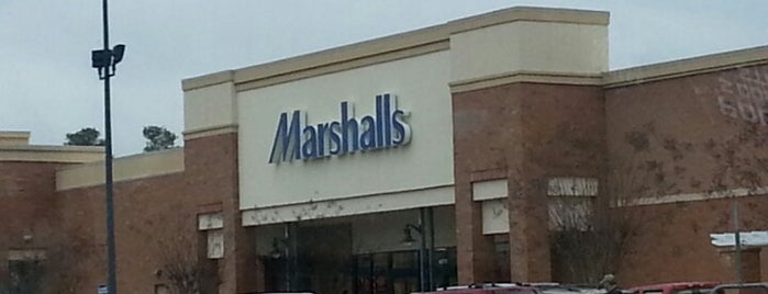 Marshalls is one of Locais curtidos por Heather.