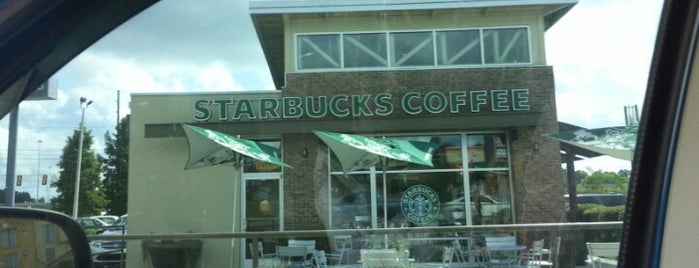 Starbucks is one of Orte, die Daina gefallen.
