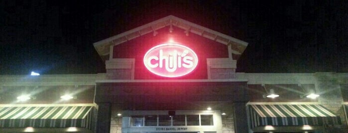 Chili's Grill & Bar is one of Tempat yang Disukai Jordan.