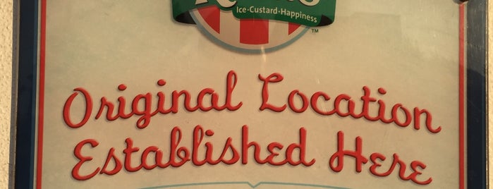 Rita's Italian Ice & Frozen Custard is one of Timothyさんのお気に入りスポット.