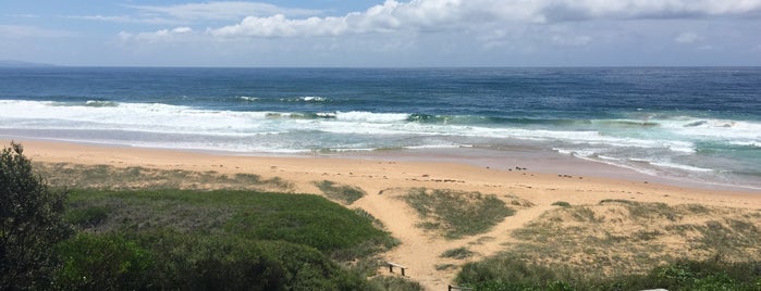 Culburra Beach is one of Jasonさんのお気に入りスポット.