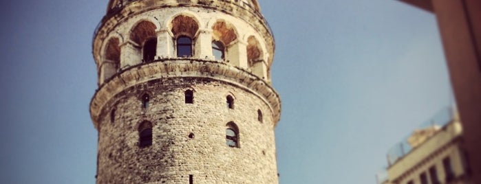 Torre de Gálata is one of Istanbul.