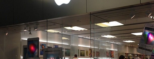 Apple Century City is one of Shopping (Los Angeles, CA).