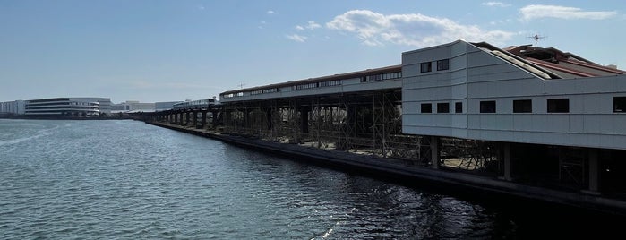 Ōikeibajō-mae Station (MO03) is one of 遊び場所.