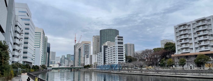 高浜運河遊歩道 is one of South of Tokyo.
