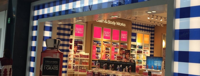 Bath & Body Works is one of Eldaさんのお気に入りスポット.