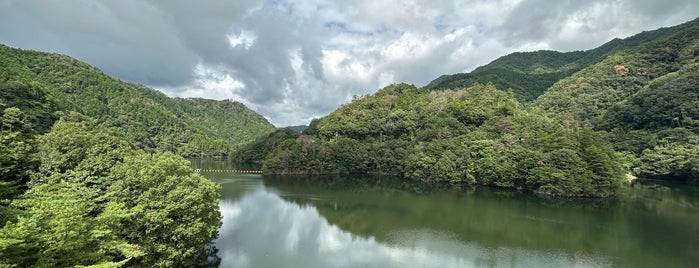 魚切ダム is one of ダムカードを配布しているダム（西日本編）.