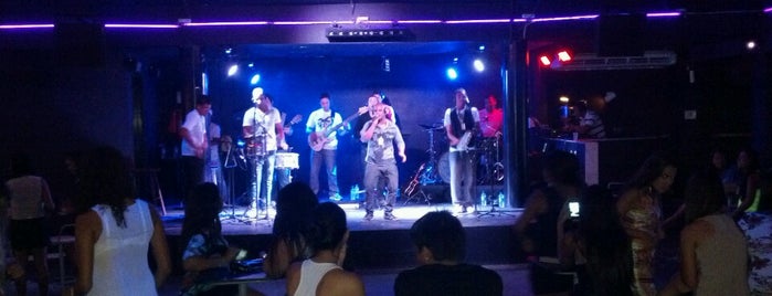 Sancho Music Bar is one of Balada.