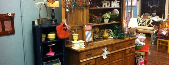 Cherry Lime Boutique is one of Loveland Local.
