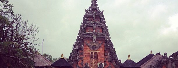 Ubud Palace is one of South East Asia Travel List.