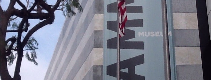 Hammer Museum is one of Los Angeles.