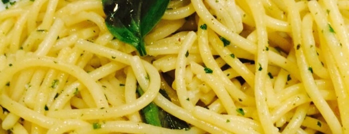 La Marinara is one of Paris makaron pasta.