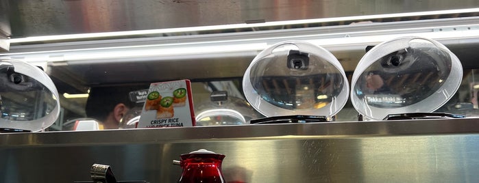 Kura Revolving Sushi Bar is one of Taisiia'nın Beğendiği Mekanlar.