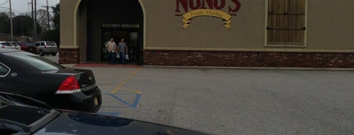 NuNu's Fresh Market is one of Places to get Boudin.