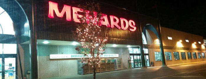 Menards is one of Orte, die Whitney gefallen.