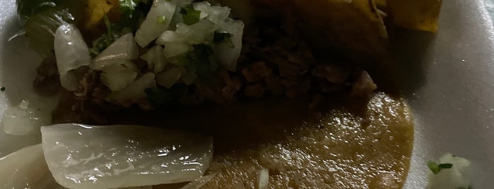 Tacos La Bodega is one of Saltillo.
