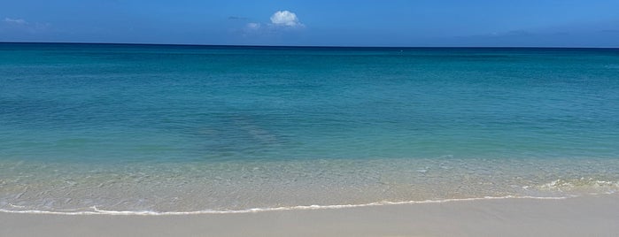 Rainbow Beach is one of Virgin Islands.
