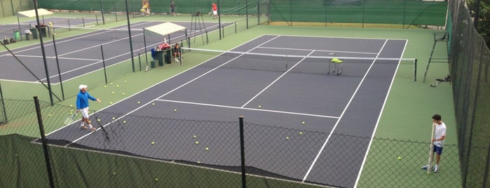 Play Tennis is one of Kada : понравившиеся места.