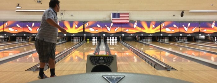 AMF Westchester Lanes is one of Weekdays in Bakersfield.
