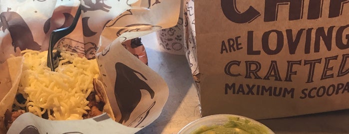 Chipotle Mexican Grill is one of Posti che sono piaciuti a Heidi.