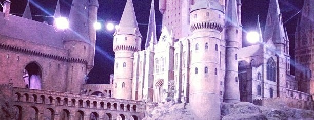 Warner Bros. Studio Tour London - The Making of Harry Potter is one of Londres.