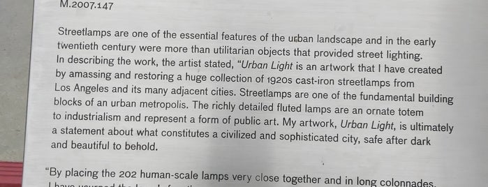 Urban Light is one of Lieux sauvegardés par Ricardo.