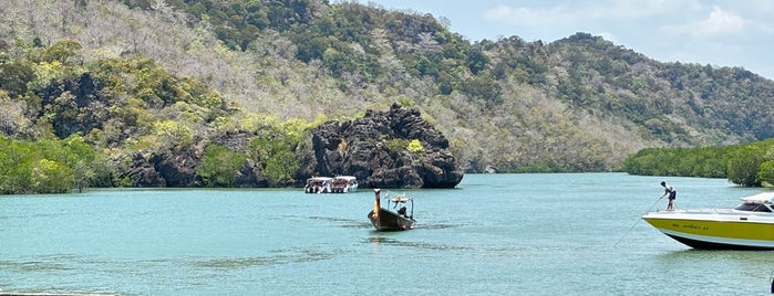 Tarutao National Park is one of All-time favorites in Thailand.