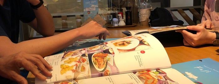 Fuji Japanese Restaurant is one of Dinner.
