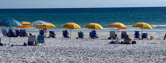 Hilton Sandestin Beach Golf Resort & Spa is one of Destin, Florida.