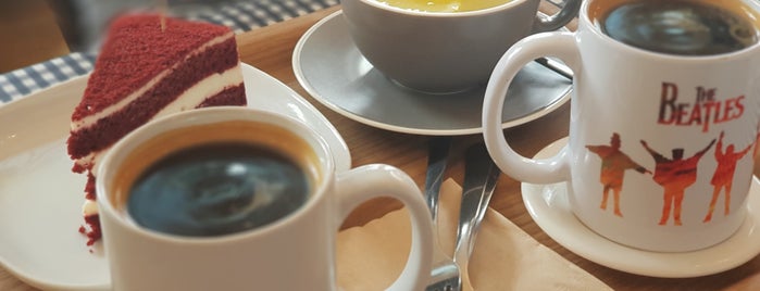 Cafe Tweed is one of 카페/디저트/베이커리2.