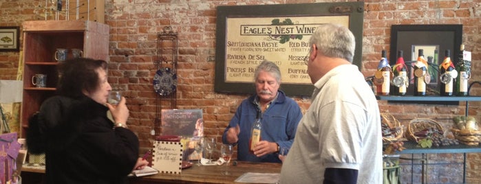 The Eagle's Nest Winery, Inn & Bistro is one of Locais curtidos por Bill.