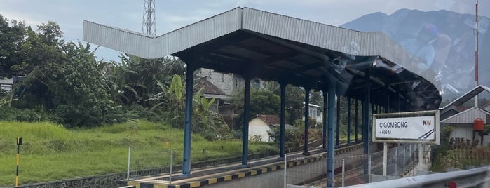 Stasiun Cigombong is one of Train Station.