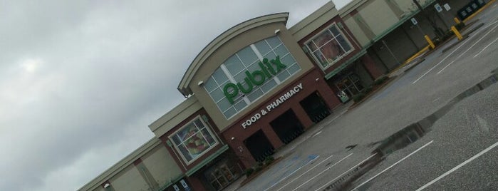 Publix is one of Jordanさんのお気に入りスポット.