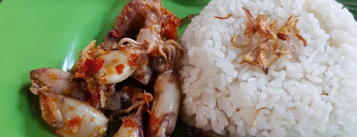 Nasi Uduk "Ibu Jum" is one of Foods.