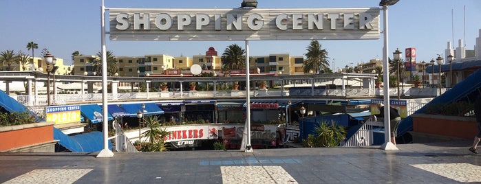 Plaza Shopping Centre is one of maspalomas.