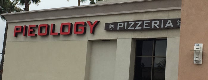 Pieology Pizzeria is one of Long Beach spots.